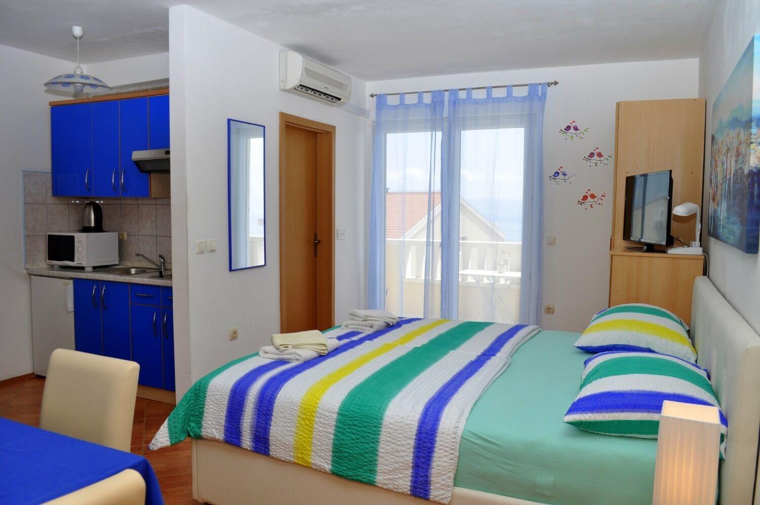 Ivi Apartment *