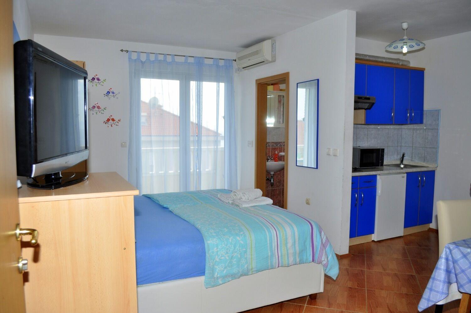 Apartment Ivi Makarska