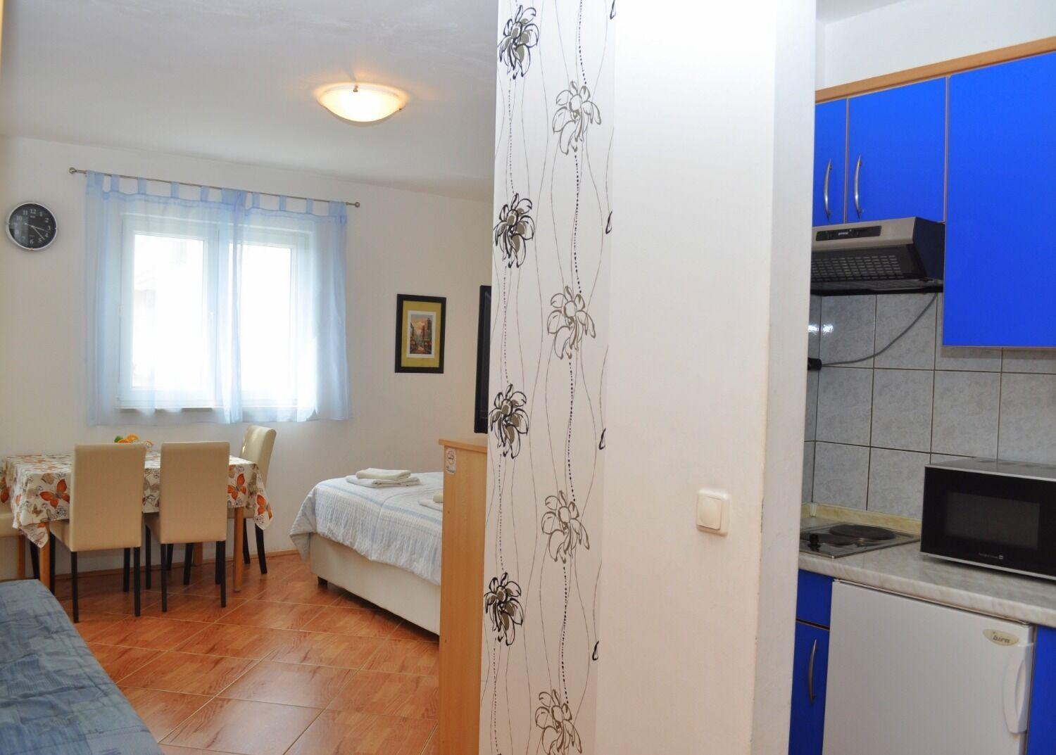 Apartment Ivi Makarska