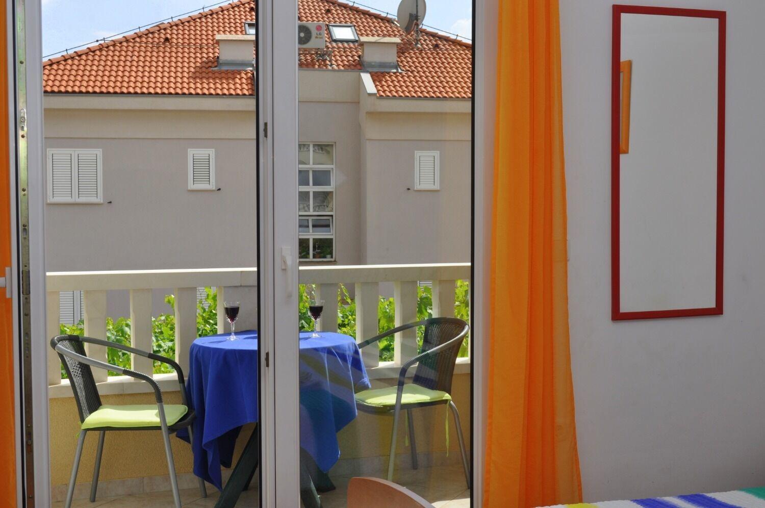 Ivi * Makarska